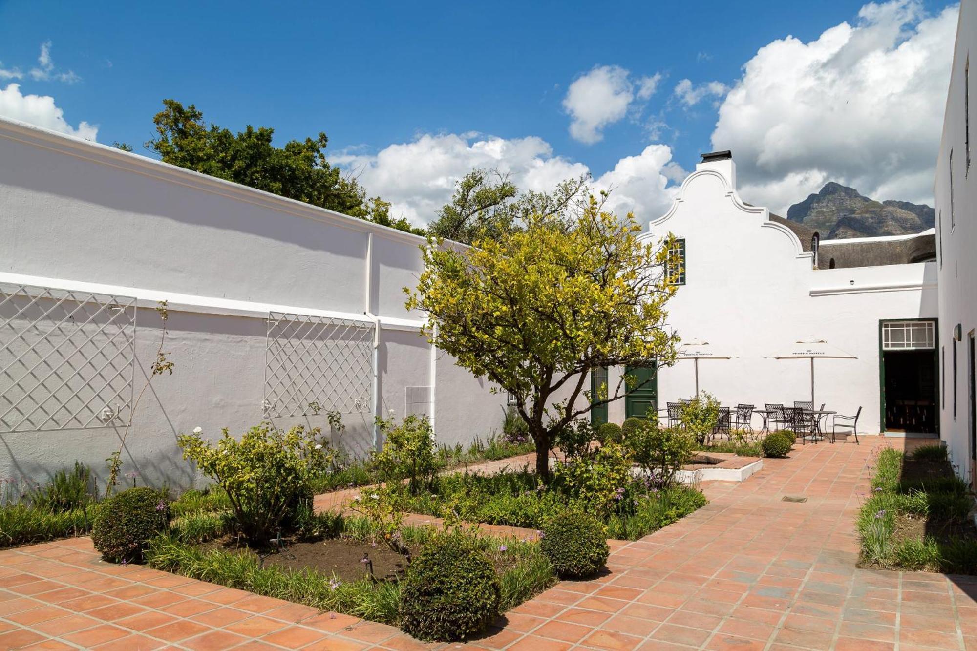 Protea Hotel By Marriott Cape Town Mowbray Ngoại thất bức ảnh