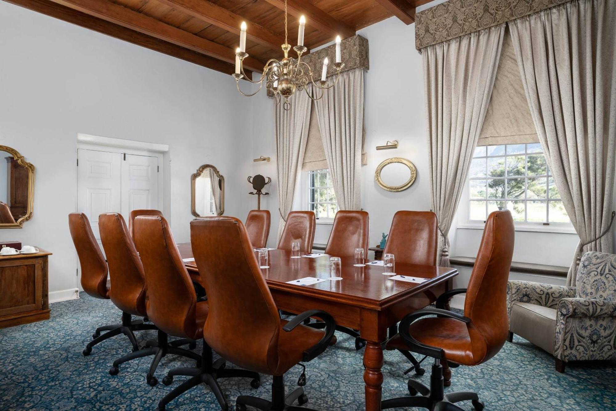 Protea Hotel By Marriott Cape Town Mowbray Ngoại thất bức ảnh